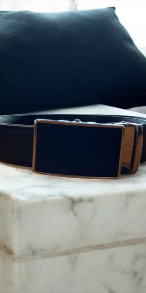 חגורה עם אבזם אלגנטי (4 ס"מ)